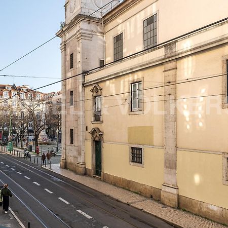 Cozy Apartment In Amazing Location! Lisbon Bagian luar foto