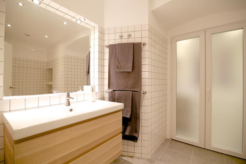 Cozy Apartment In Amazing Location! Lisbon Bagian luar foto
