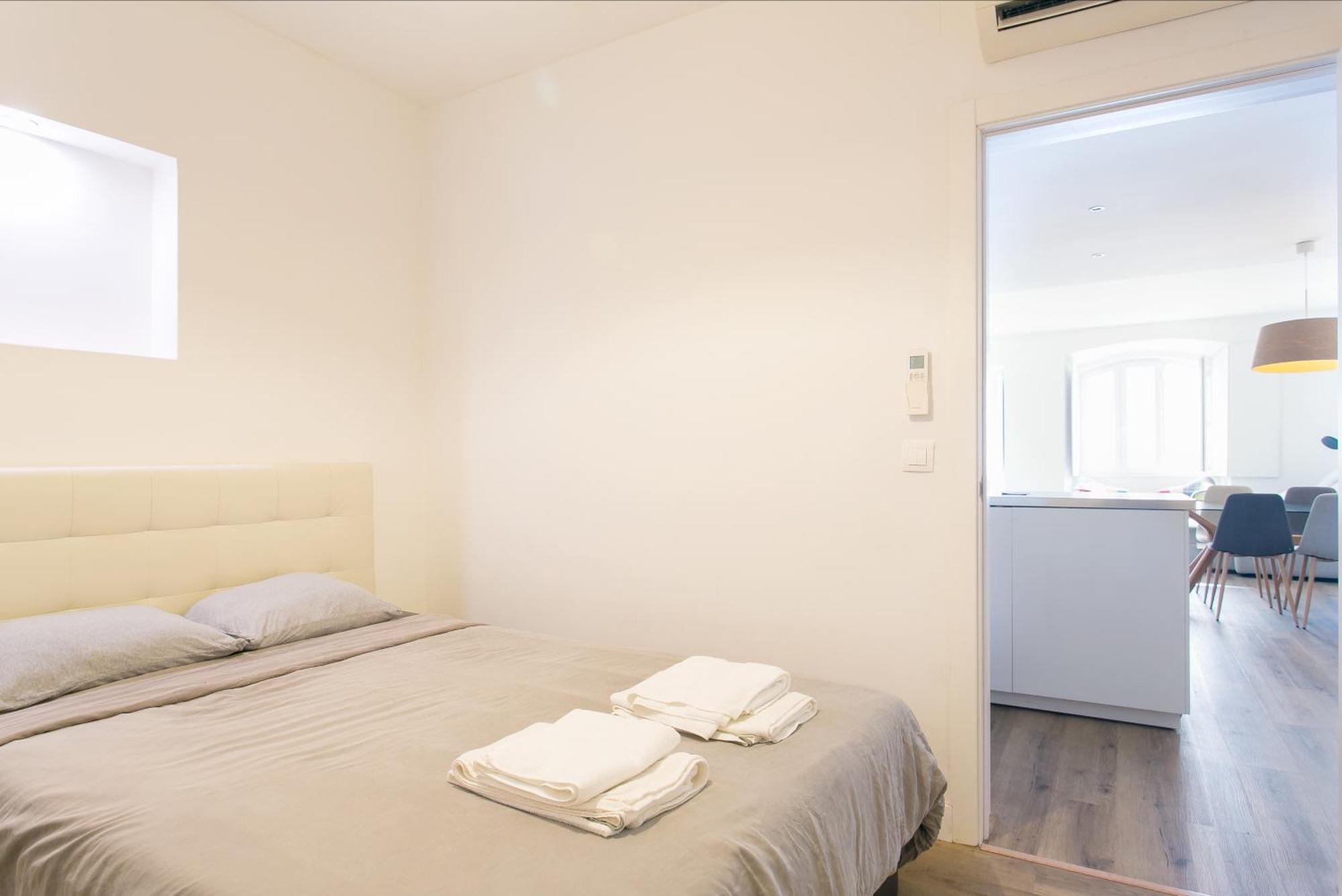 Cozy Apartment In Amazing Location! Lisbon Bagian luar foto