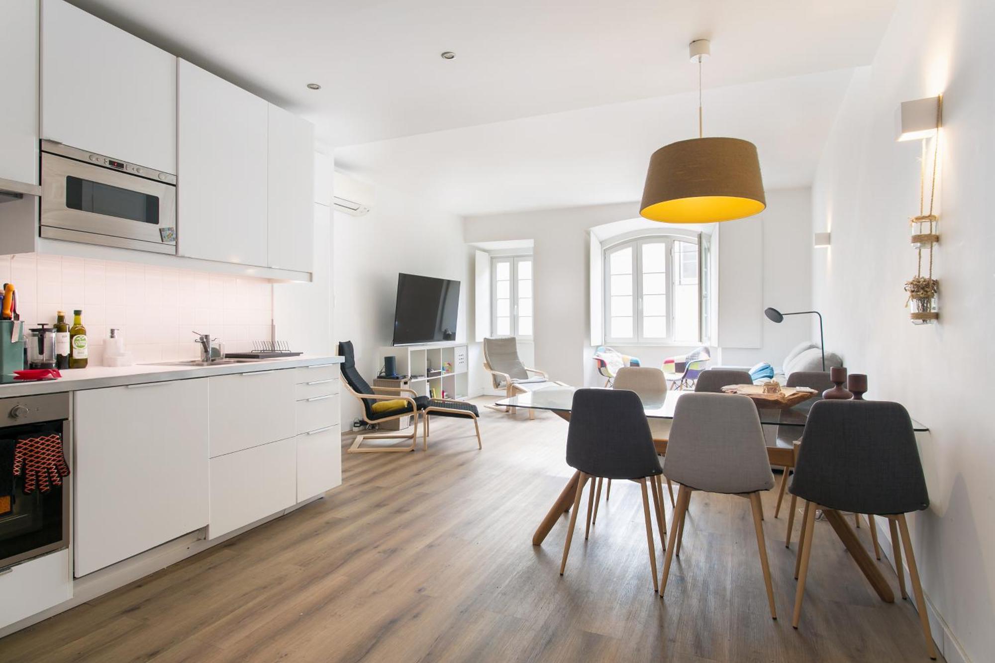 Cozy Apartment In Amazing Location! Lisbon Bagian luar foto